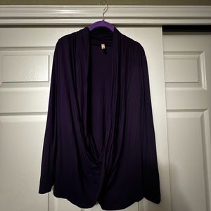 Women’s purple draped / ruched front blouse size XL